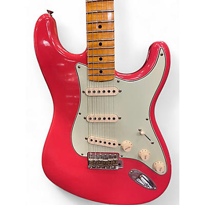 Fender Used Fender 1959 Journeyman Stratocaster Fiesta Red Solid Body Electric Guitar