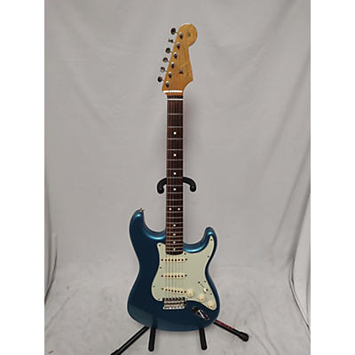 Fender Used Fender 1960S Stratocaster Lake Placid Blue Solid Body Electric Guitar