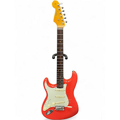 Used Fender 1961 AMERICAN VINTAGE II Fiesta Red Electric Guitar
