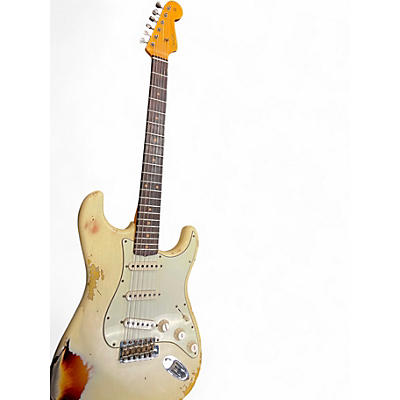 Used Fender 1961 STRATOCASTER HREL WHITE Solid Body Electric Guitar