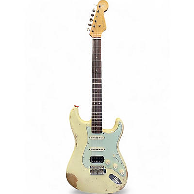 Used Fender 1962 Heavy Relic Stratocaster Vintage White Solid Body Electric Guitar