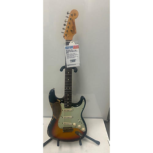 Fender Used Fender 1964 Stratocaster Relic 3 Tone Sunburst Solid Body Electric Guitar 3 Tone Sunburst