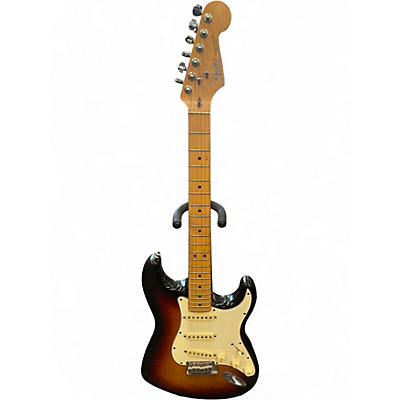Used Fender 1980'S STRATOCASTER 3 Color Sunburst Solid Body Electric Guitar