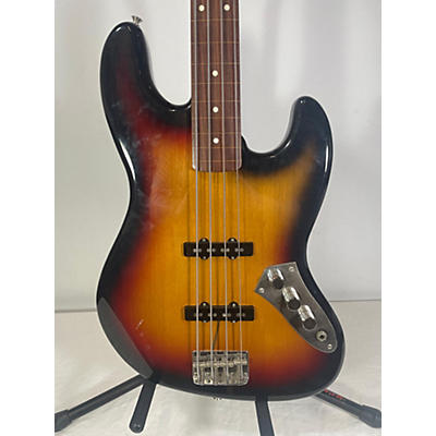 Fender Used Fender 1990 MIJ Fender JB62 Fretless 3 Color Sunburst Electric Bass Guitar