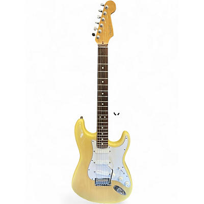 Used Fender 1996 DELUXE STRATOCASTER Trans Blonde Solid Body Electric Guitar