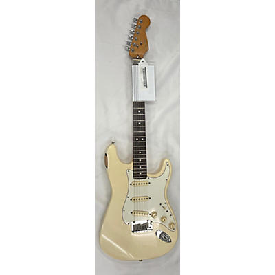 Fender Used Fender 50th Anniversary American Stratocaster Antique White Solid Body Electric Guitar