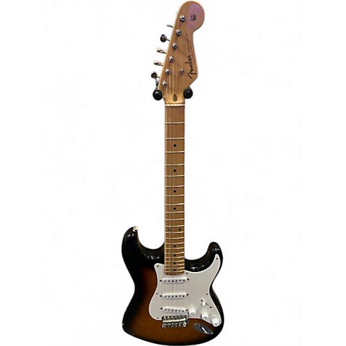 Used Fender 60th Anniversary 1954 American Vintage Stratocaster 2 Color Sunburst Solid Body Electric Guitar 2 Color Sunburst