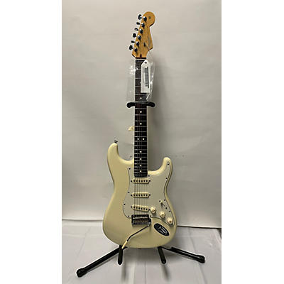 Fender Used Fender 60th Anniversary American Standard Stratocaster Vintage White Solid Body Electric Guitar