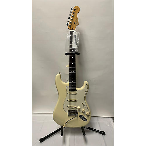 Fender Used Fender 60th Anniversary American Standard Stratocaster Vintage White Solid Body Electric Guitar Vintage White