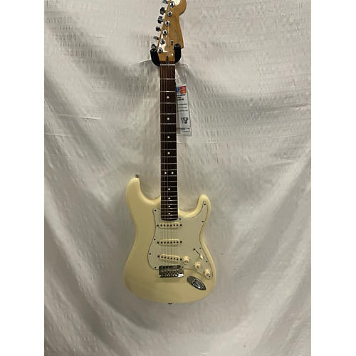 Fender Used Fender 60th Anniversary American Standard Stratocaster White Solid Body Electric Guitar White