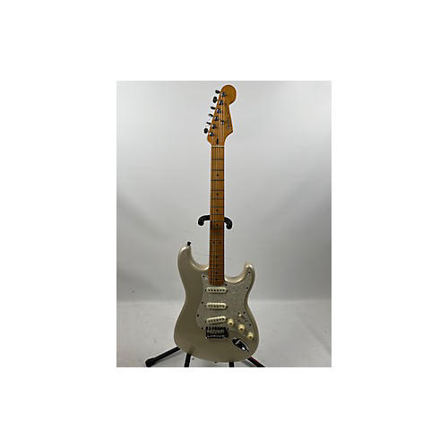 Fender Used Fender 60th Anniversary Stratocaster Blizzard Pearl Solid Body Electric Guitar Blizzard Pearl