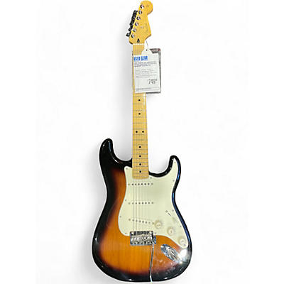 Fender Used Fender 70th Anniversary Player Stratocaster Sunburst Solid Body Electric Guitar