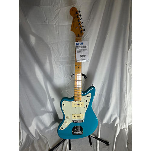 Fender Used Fender AMERICAN PROFESSIONAL II JAZZMASTER MIAMI Solid Body Electric Guitar MIAMI