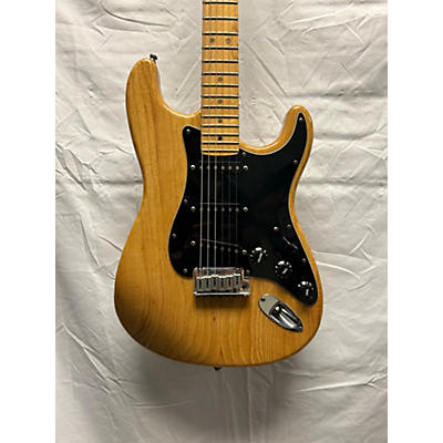 Fender Used Fender AMERICAN STRATOCASTER SPEC ED BUTTERSCOTH Solid Body Electric Guitar