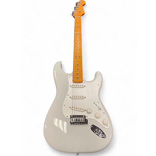 Fender Used Fender AMERICAN ULTRA II STRATOCASTER Silver Solid Body Electric Guitar Silver