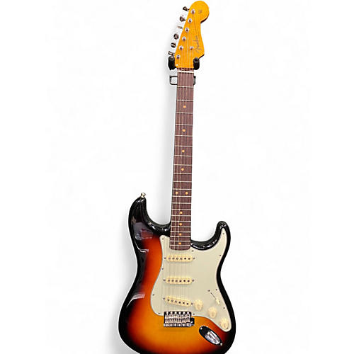 Used Fender AMERICAN VINTAGE II 1961 STRATOCASTER 3 Tone Sunburst Solid Body Electric Guitar 3 Tone Sunburst