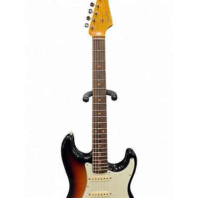 Used Fender AMERICAN VINTAGE II 1961 STRATOCASTER BURST Solid Body Electric Guitar