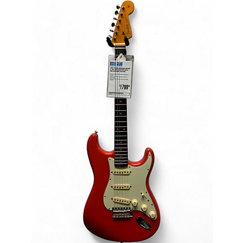 Fender Used Fender AMERICAN VINTAGE II 1961 STRATOCASTER Fiesta Red Solid Body Electric Guitar Fiesta Red