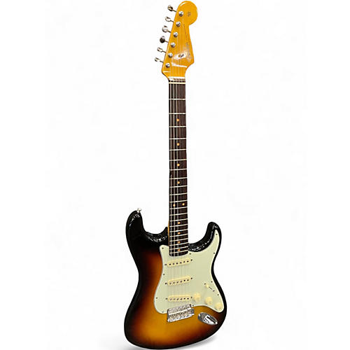 Used Fender AMERICAN VINTAGE STRATOCASTER 61 2 Color Sunburst Solid Body Electric Guitar 2 Color Sunburst