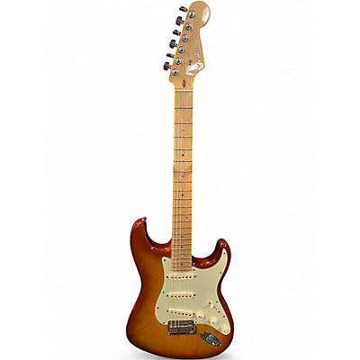 Fender Deluxe Stratocaster Guitars | Musician's Friend