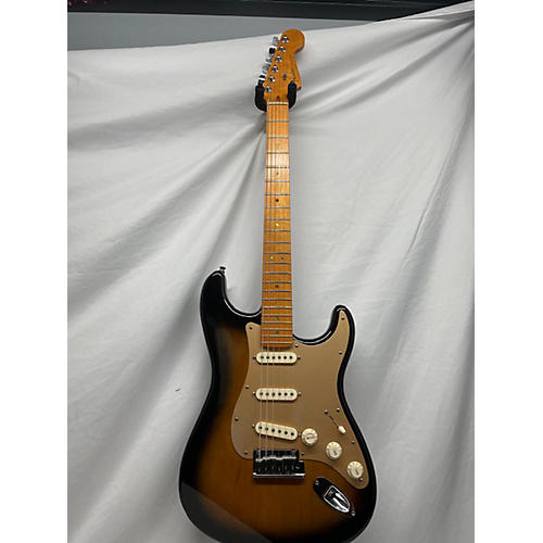 Fender Used Fender American Deluxe Stratocaster 3 Color Sunburst Solid Body Electric Guitar 3 Color Sunburst