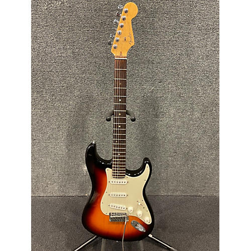 Used Fender American Deluxe Stratocaster 3 Color Sunburst Solid Body Electric Guitar 3 Color Sunburst