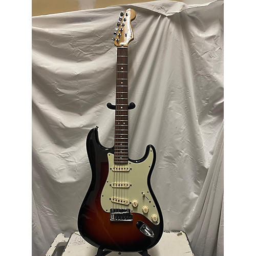 Used Fender American Deluxe Stratocaster 3 Tone Sunburst Solid Body Electric Guitar 3 Tone Sunburst