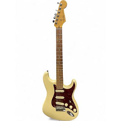 Fender Stratocaster アメリカンデラックス Fender American Deluxe Stratocaster 2011 - 2016 | Reverb