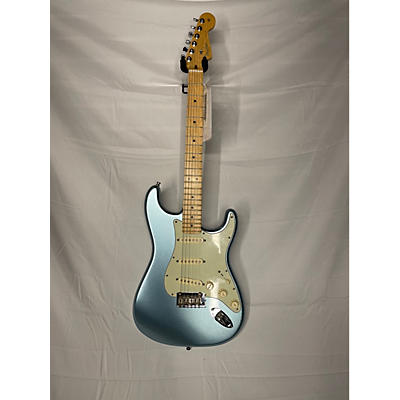 Used Fender American Deluxe Stratocaster Plus Ice Blue Metallic Solid Body Electric Guitar