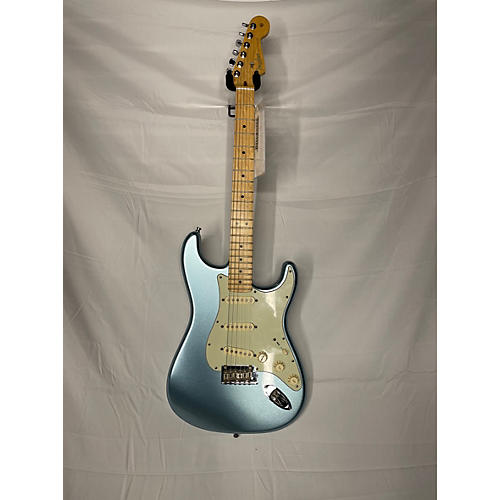 Used Fender American Deluxe Stratocaster Plus Ice Blue Metallic Solid Body Electric Guitar Ice Blue Metallic