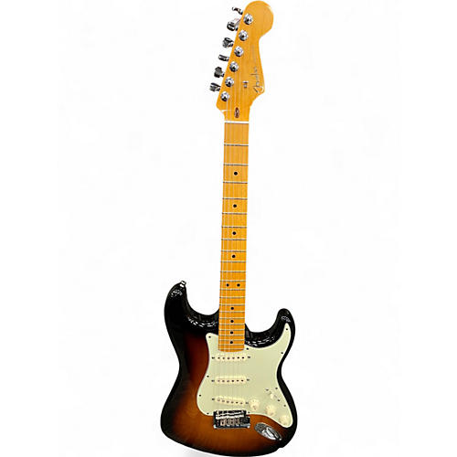 Used Fender American Deluxe Stratocaster V Neck 3 Tone Sunburst Solid Body Electric Guitar 3 Tone Sunburst