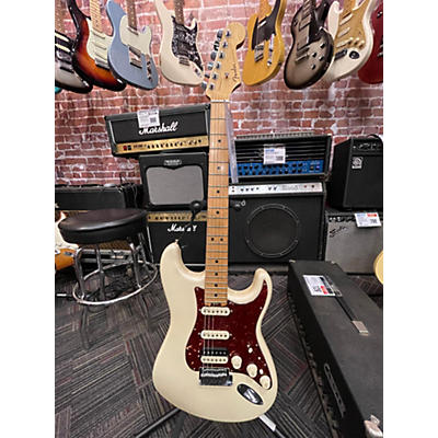 Fender Used Fender American Elite Stratocaster Arctic White Solid Body Electric Guitar