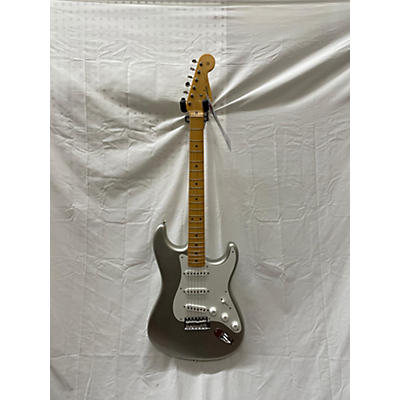 Fender Used Fender American Original 50s Stratocaster Silver Oyster Pearl Solid Body Electric Guitar