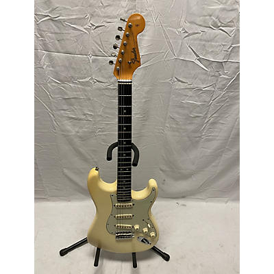 Fender Used Fender American Original 60s Stratocaster Olympic White Solid Body Electric Guitar