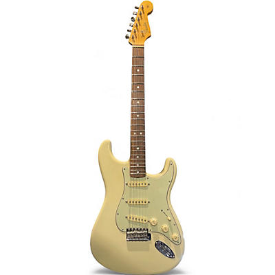 Used Fender American Original 60s Stratocaster White Solid Body Electric Guitar