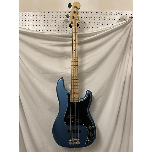 Fender Used Fender American Performer Precision Bass Lake Placid Blue Electric Bass Guitar Lake Placid Blue