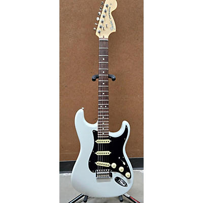 Fender Used Fender American Performer Stratocaster SSS Arctic White Solid Body Electric Guitar