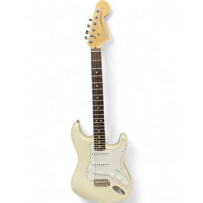 Used Fender American Performer Stratocaster SSS Classic White Solid Body Electric Guitar