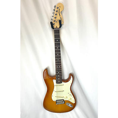 Fender Used Fender American Performer Stratocaster SSS Honey Burst Solid Body Electric Guitar