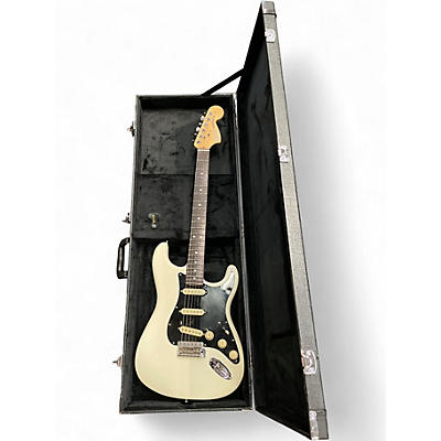 Used Fender American Performer Stratocaster SSS Pearl White Solid Body Electric Guitar