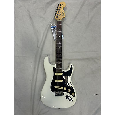 Fender Used Fender American Performer Stratocaster SSS Polar White Solid Body Electric Guitar