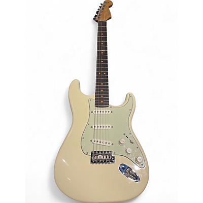 Used Fender American Professional II GT11 Stratocaster White Solid Body Electric Guitar