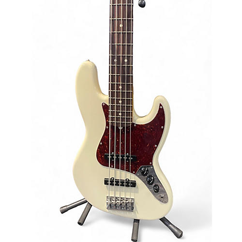 Fender Used Fender American Professional II Jazz Bass Creme Electric Bass Guitar creme