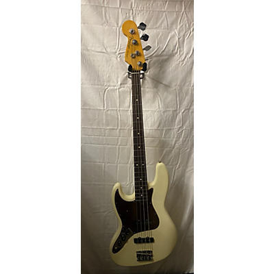 Fender Used Fender American Professional II Jazz Bass Vintage White Electric Bass Guitar