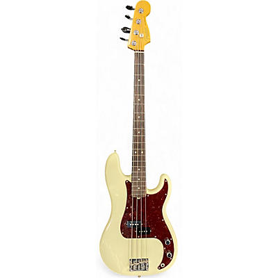 Fender Used Fender American Professional II Precision Bass Alpine White Electric Bass Guitar