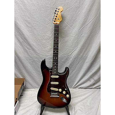 Fender Used Fender American Professional II Stratocaster 2 Color Sunburst Solid Body Electric Guitar