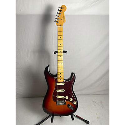 Fender Used Fender American Professional II Stratocaster 2 Color Sunburst Solid Body Electric Guitar