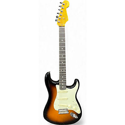 Fender Used Fender American Professional II Stratocaster 2 Color Sunburst Solid Body Electric Guitar