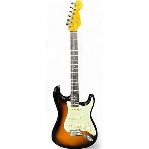 Fender Used Fender American Professional II Stratocaster 2 Color Sunburst Solid Body Electric Guitar 2 Color Sunburst