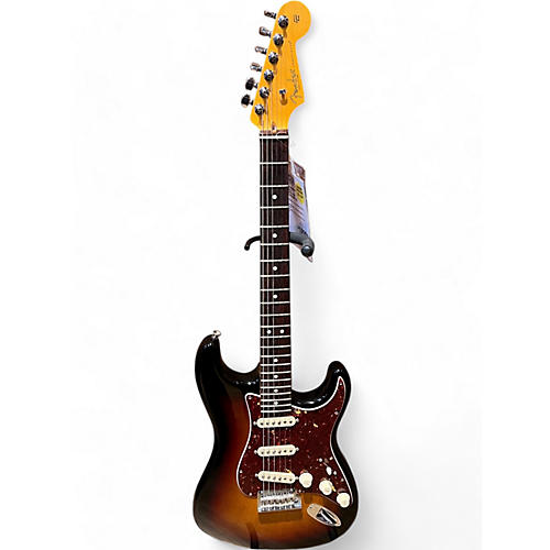 Fender Used Fender American Professional II Stratocaster 2 Tone Sunburst Solid Body Electric Guitar 2 Tone Sunburst